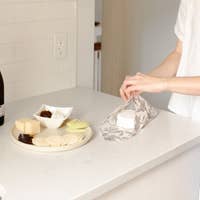 Load image into Gallery viewer, Black Floral Food Wrap Single Medium